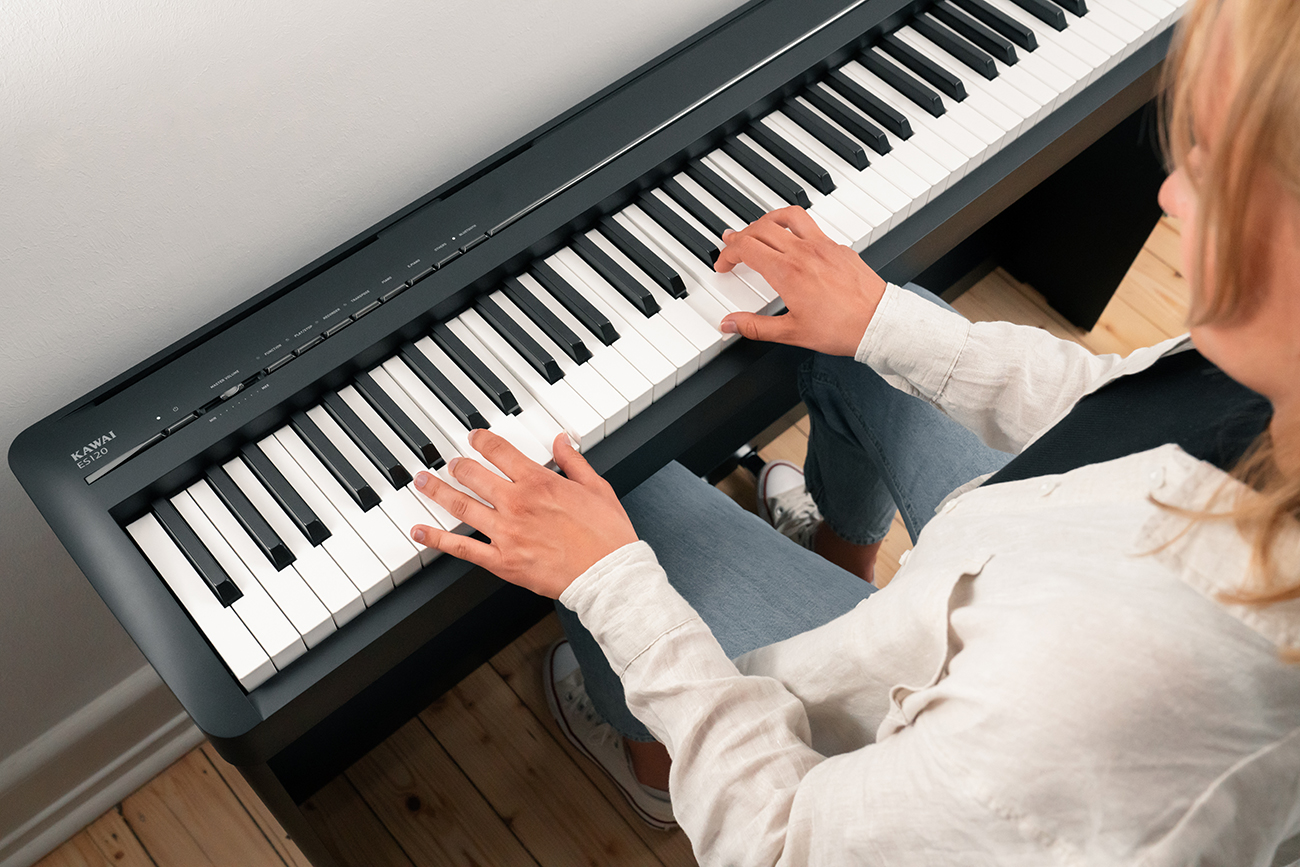 Kawai ES120 Portable Digital Piano
